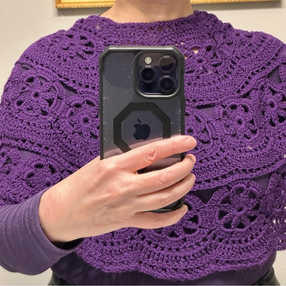 Elegant Purple Crochet Shoulder Wrap Poncho OS - Picture 5 of 7